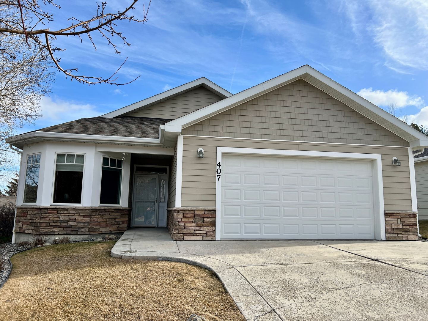 Helena House: 407 Fountain Court