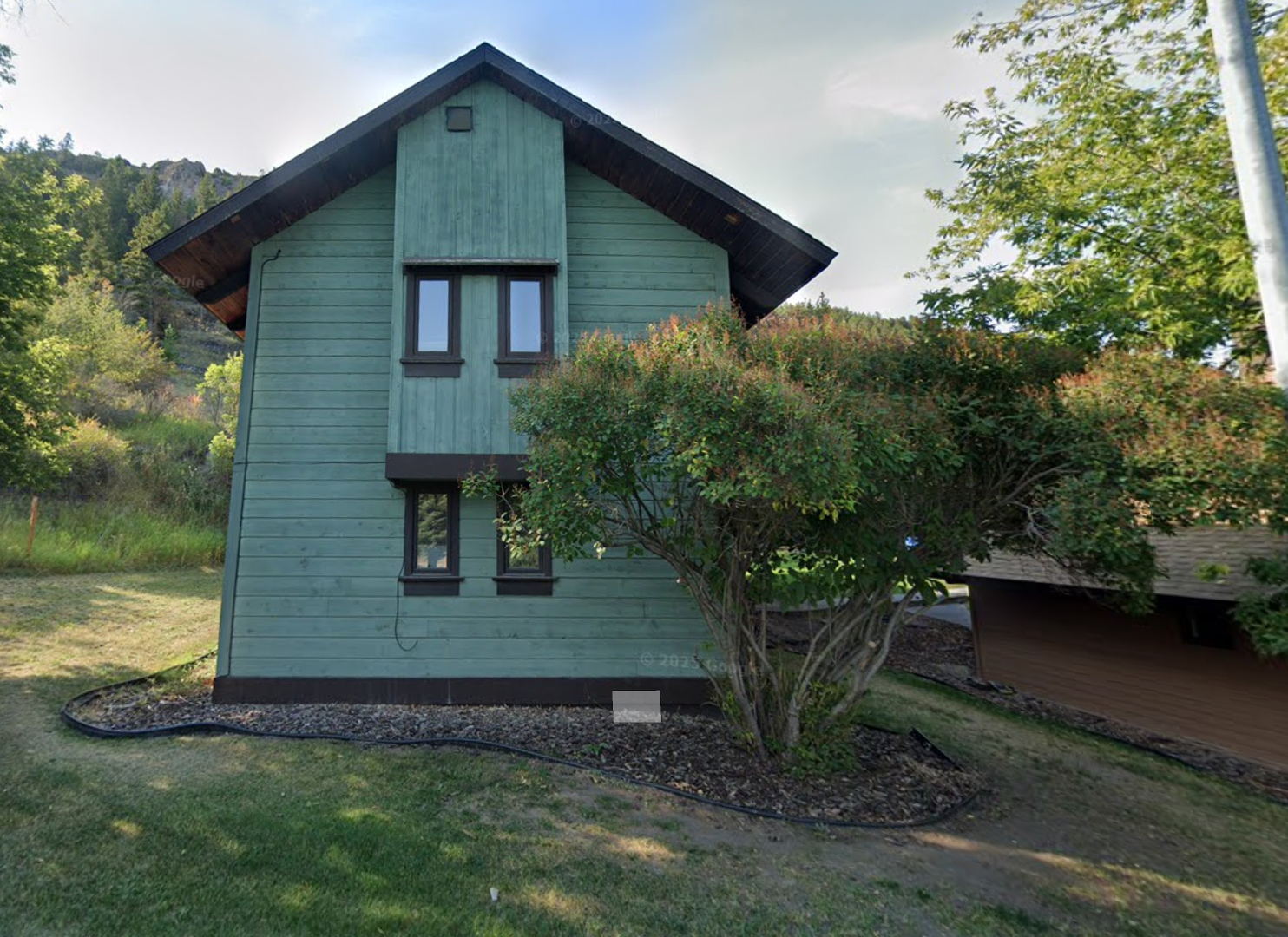 Helena Apartment: 441 South Park Ave F
