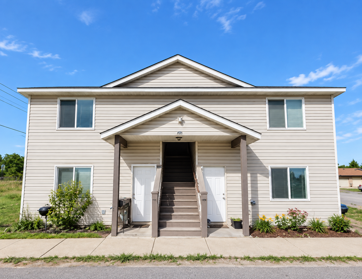 East Helena Apartment: 800 East Main St.