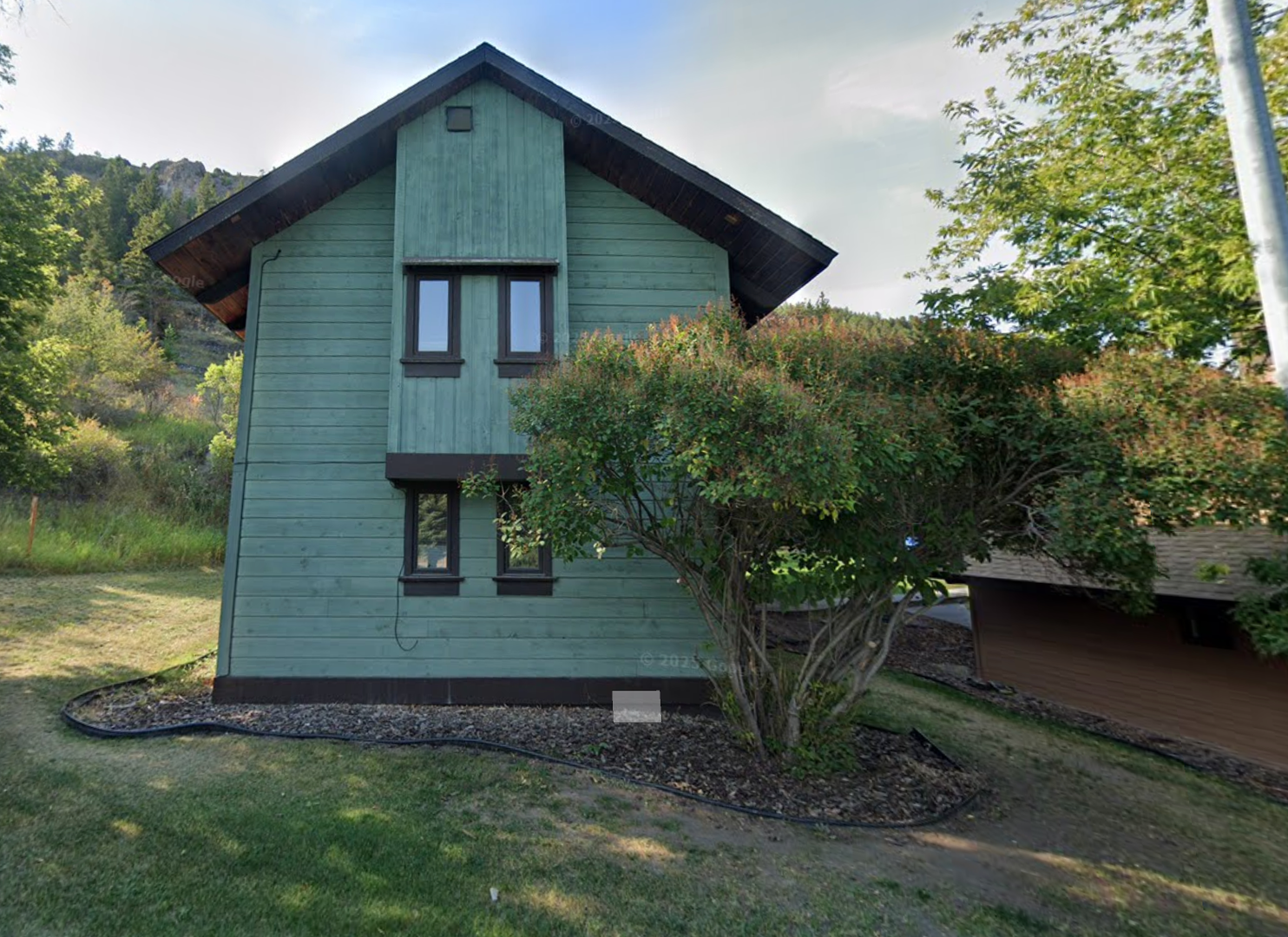 Helena Apartment: 441 South Park Ave F