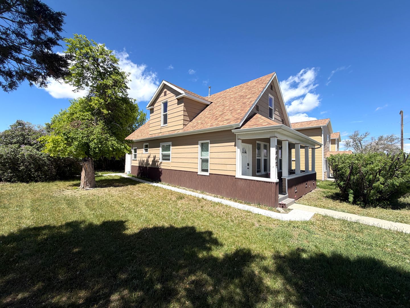 Helena Apartment: 1902 Harris St