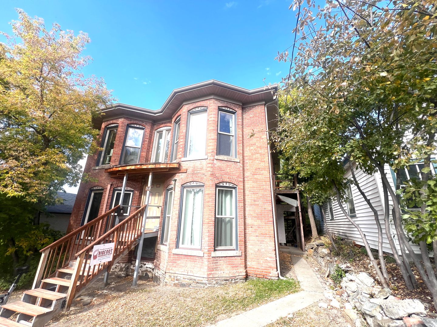 Helena Apartment: 318 Miller St.