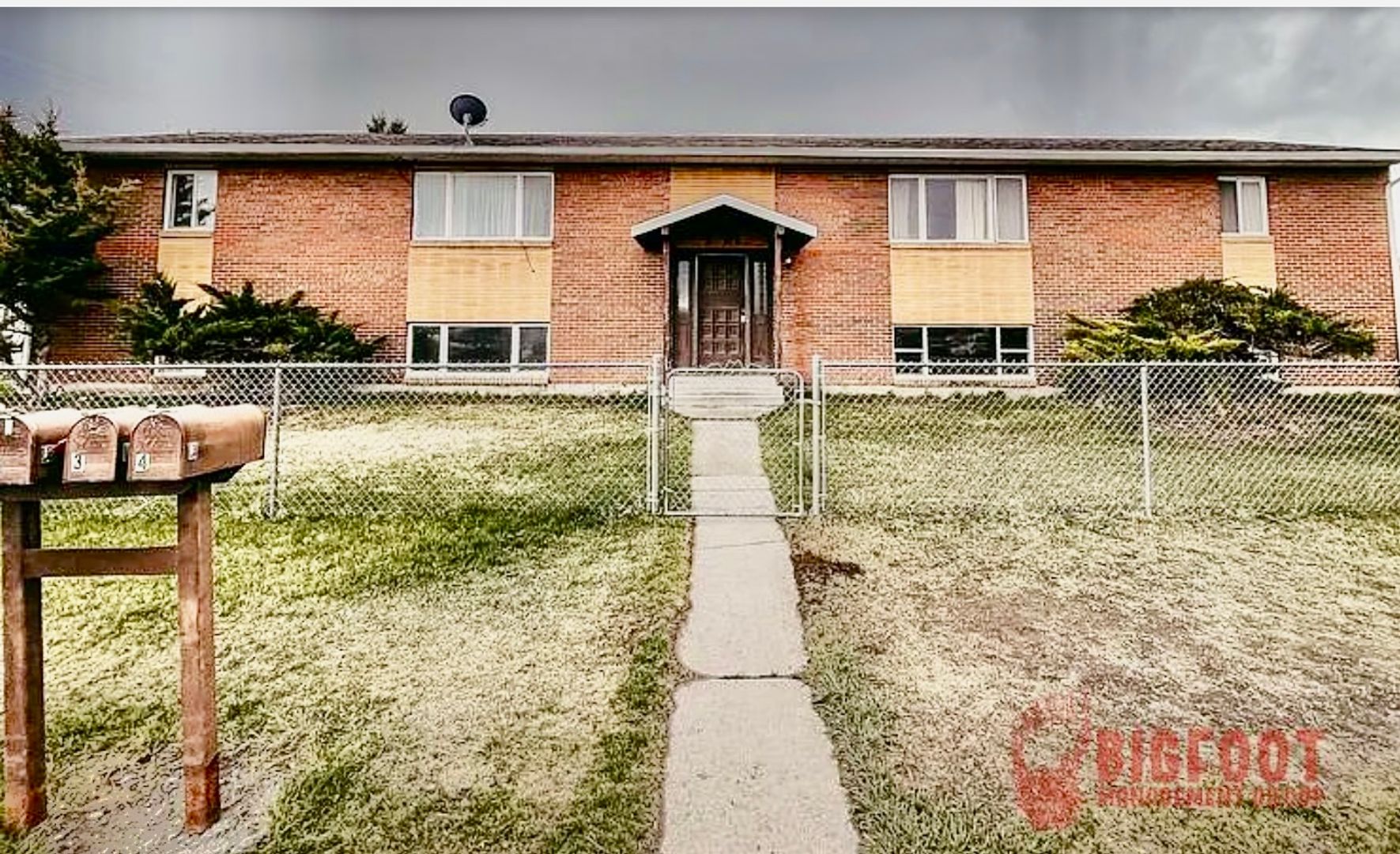 Helena Apartment: 1431 Aspen St.