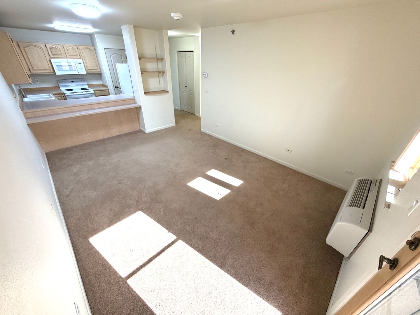 Helena Apartment: 1701 Prospect Ave. - Vista Square Apartments