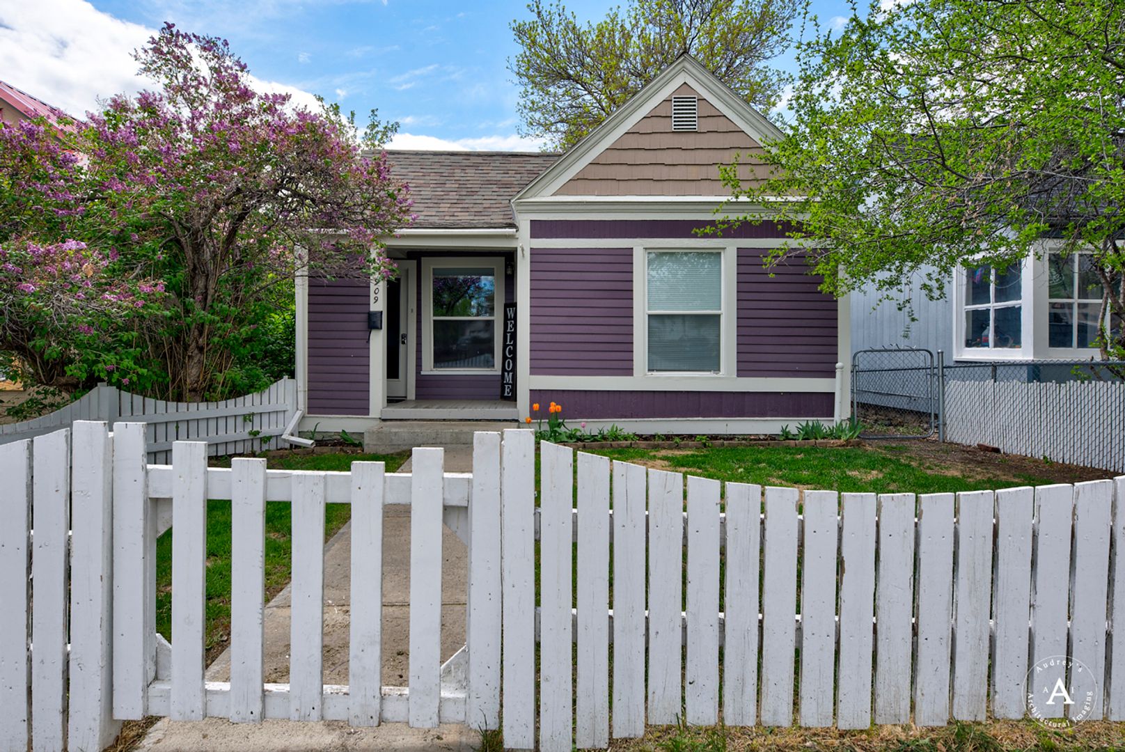 Helena House: 909 5th Ave.