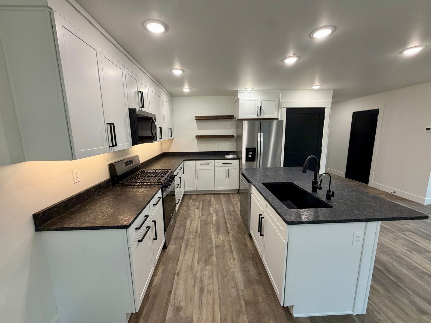 Clancy Apartment: 3 Raven Ridge Rd.