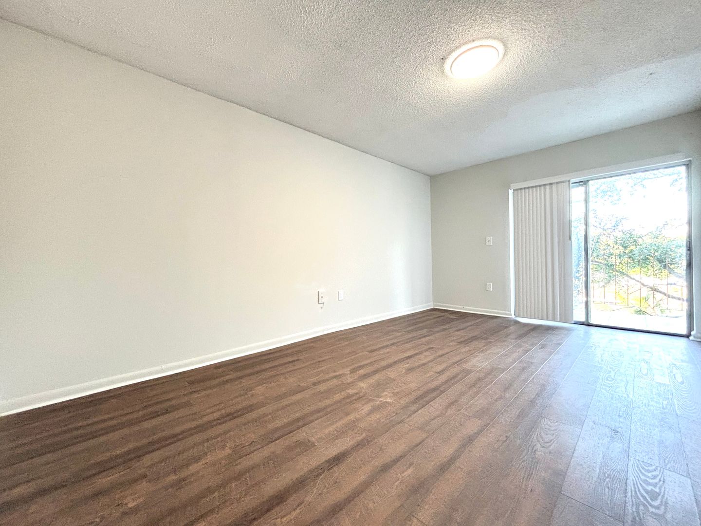 Opa Locka Apartment: 2523-2525 Opa Locka Blvd