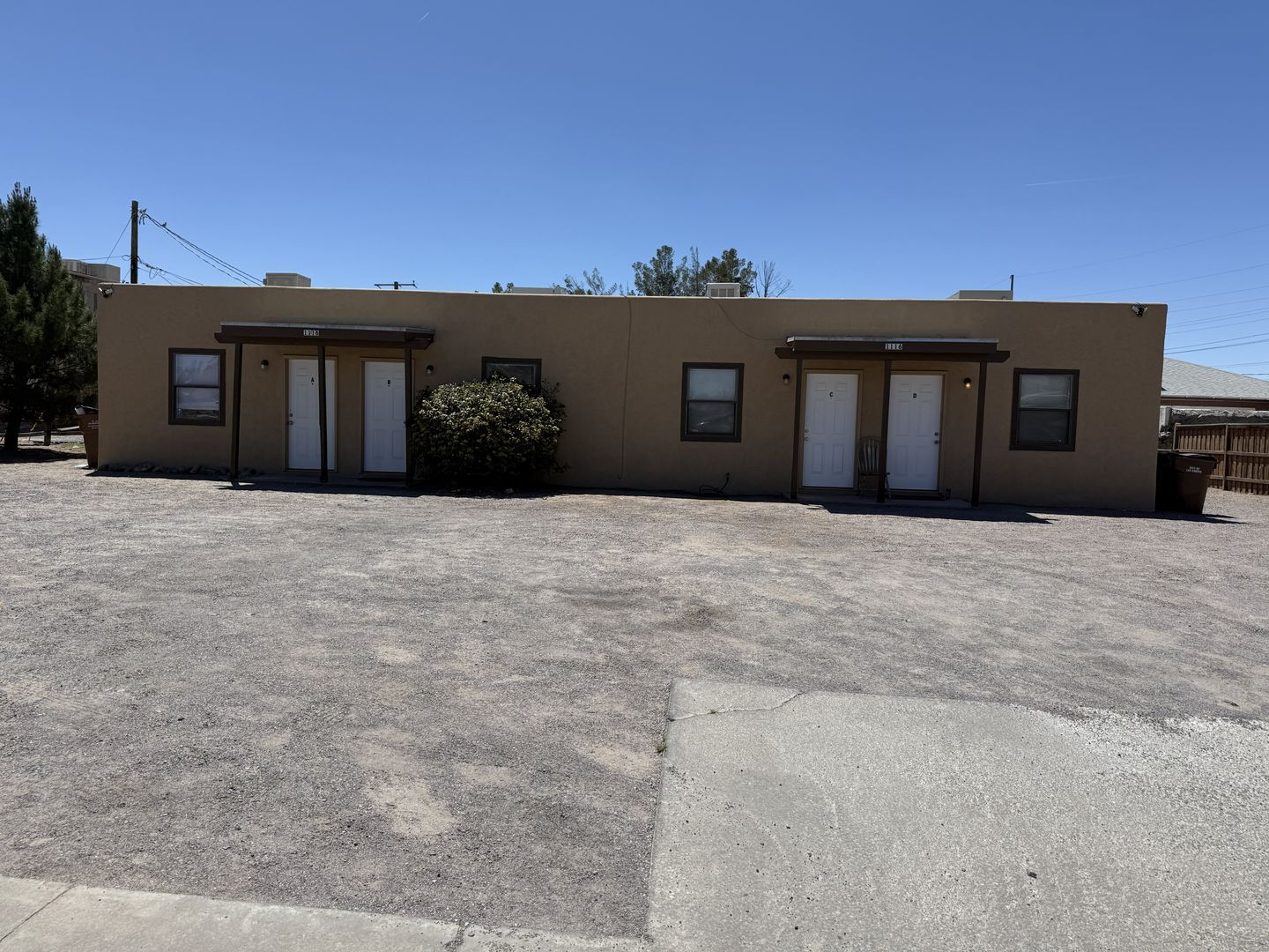 Las Cruces Apartment: 1116 Plain St.