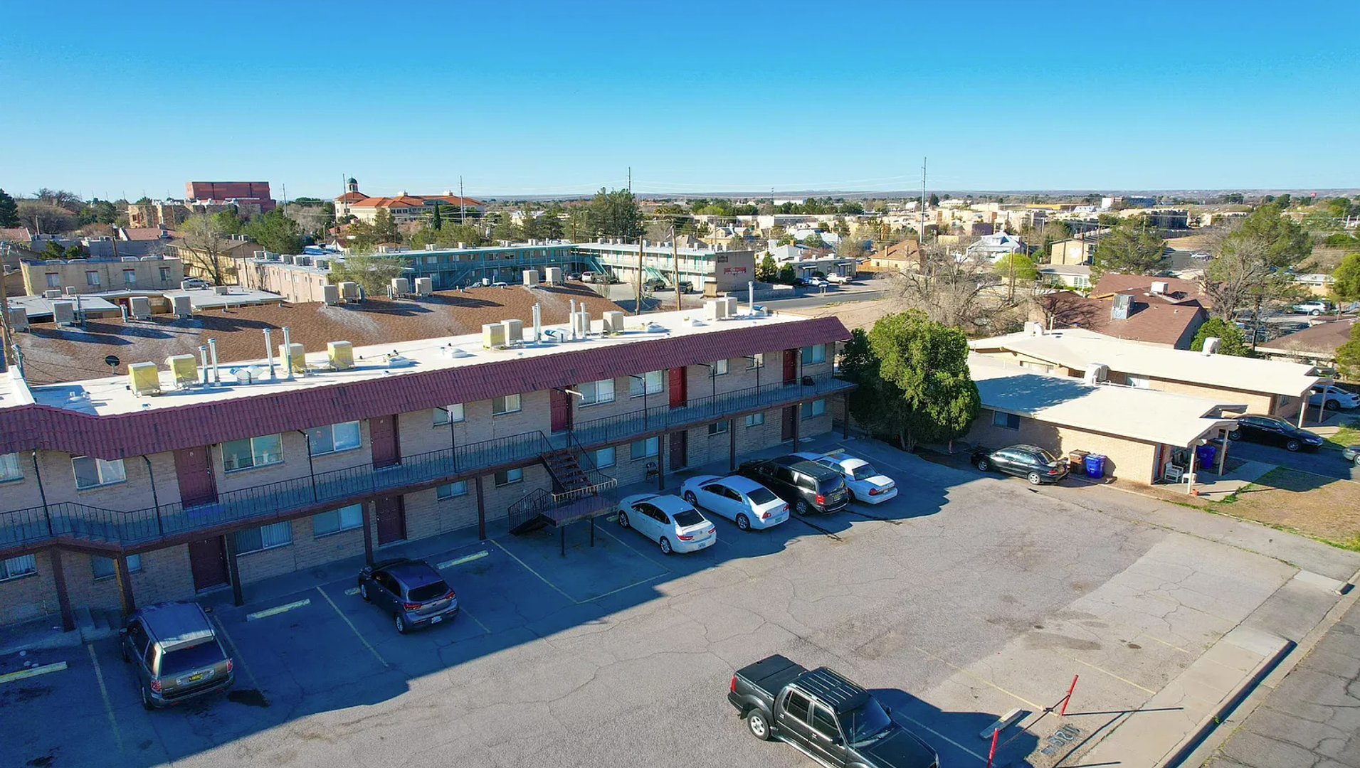 Las Cruces Apartment: 1140 Monte Vista