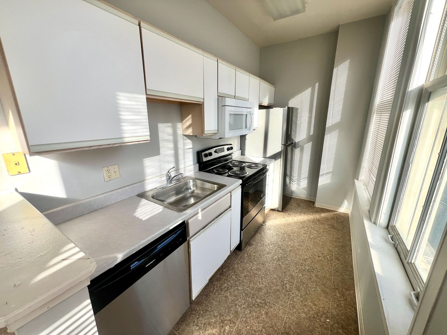 Omaha Apartment: 305 South 16th Street