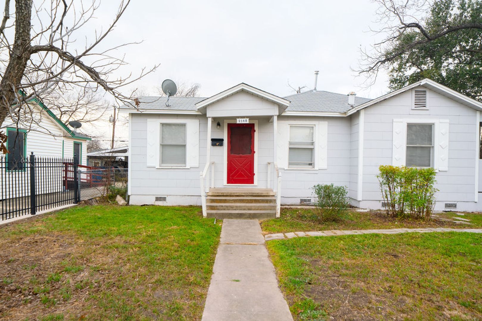 San Antonio House: 2148 Texas Ave