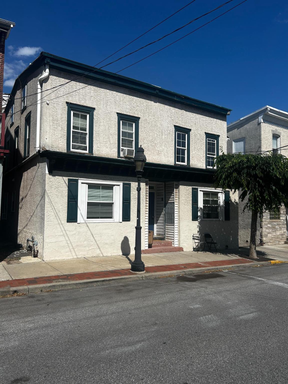 Two Bedroom in Spring-Ford School district!