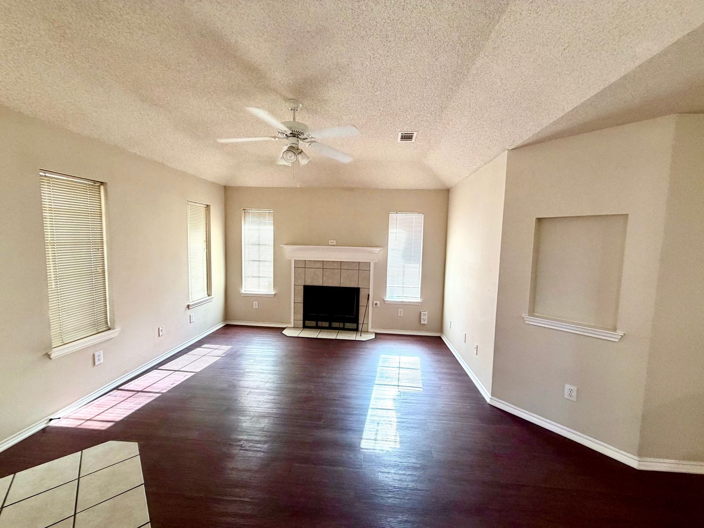 Lubbock Apartment: 3106 110th