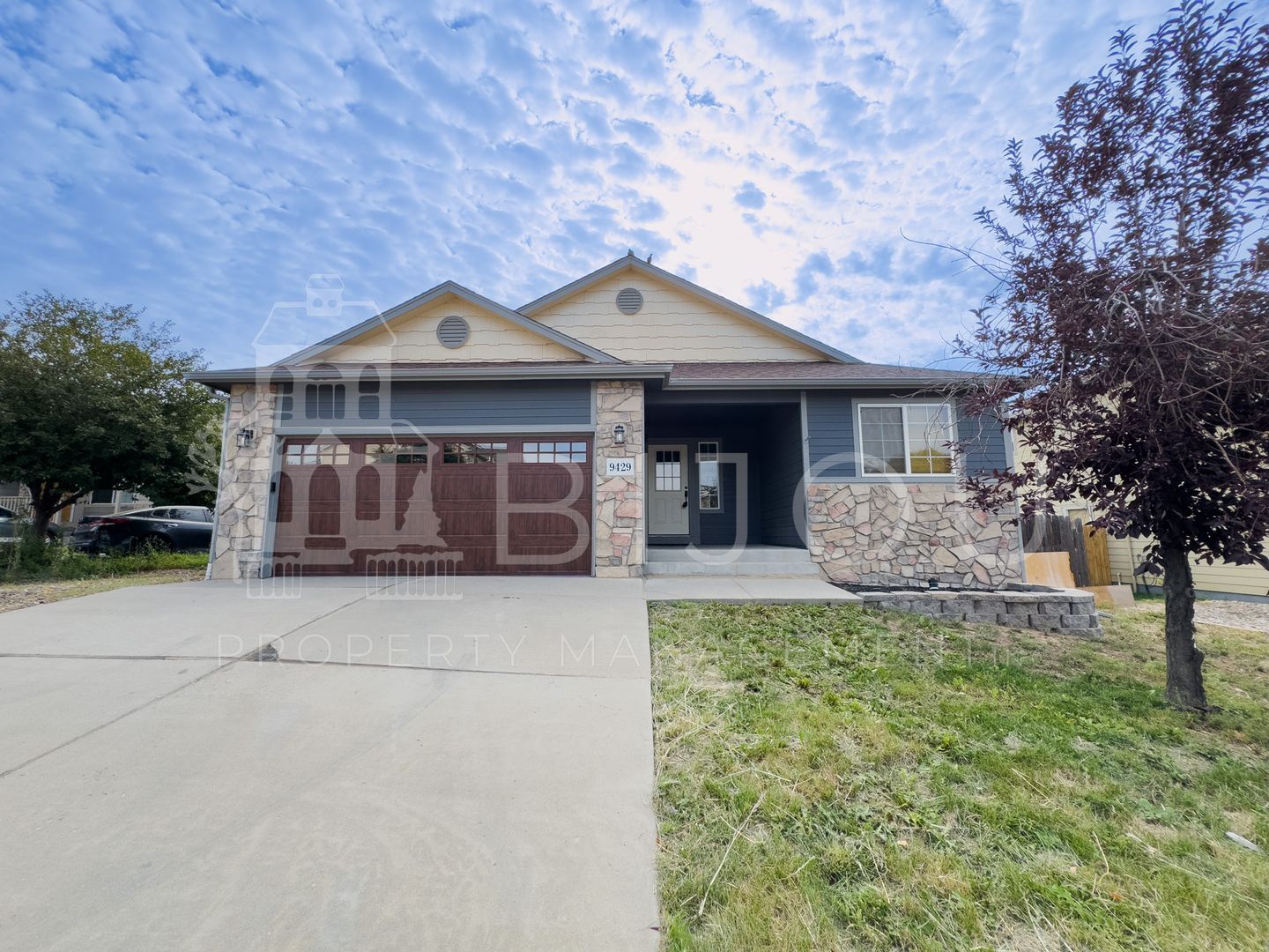Fountain House: 9429 Riverton Path