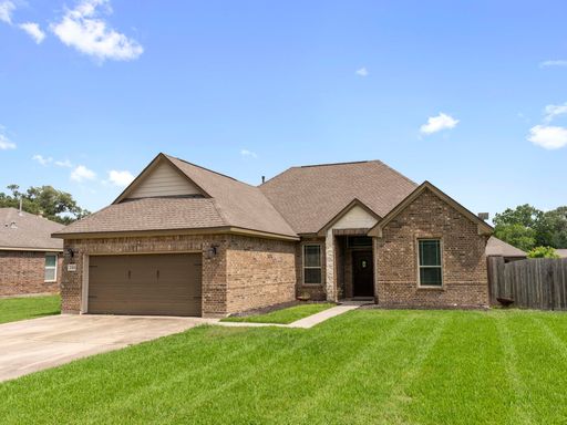 3 bed 2 bath ( Columbia Lakes)