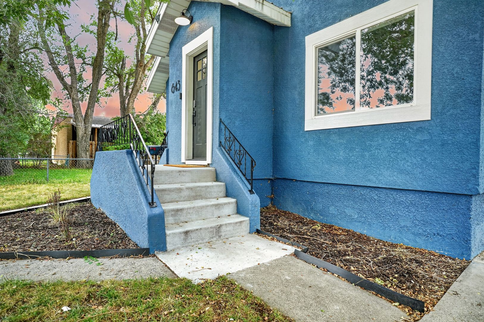 Billings House: 643 Parkhill Ave Unit 1