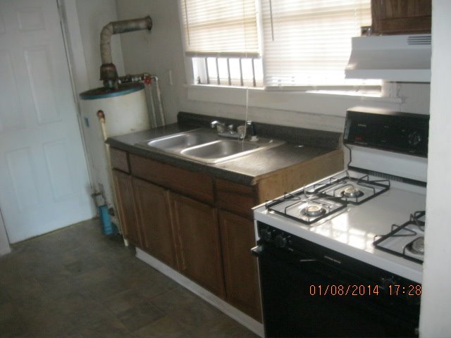 Savannah House: 715 West 46th St.