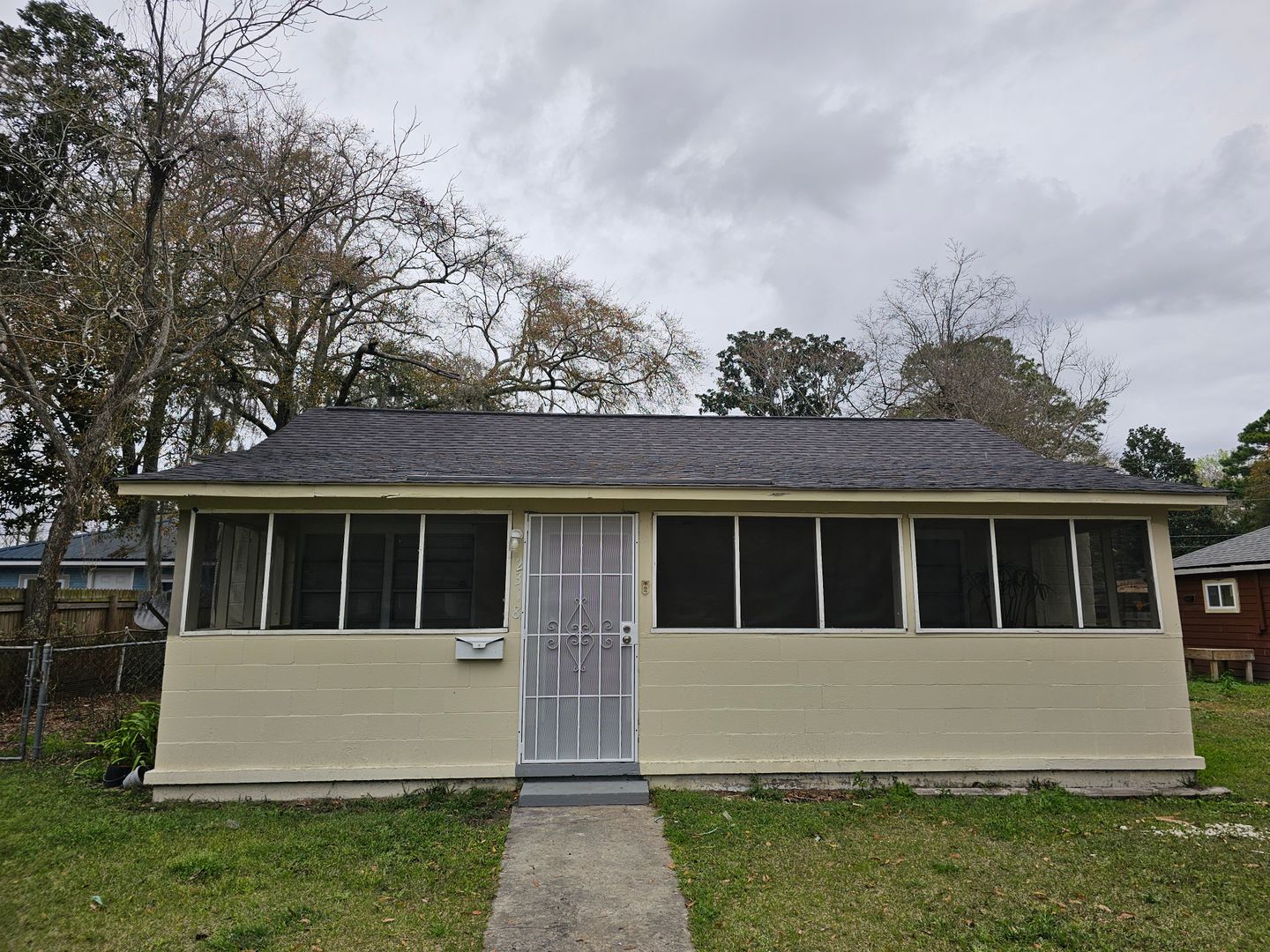 Savannah House: 2318 Alabama Ave.