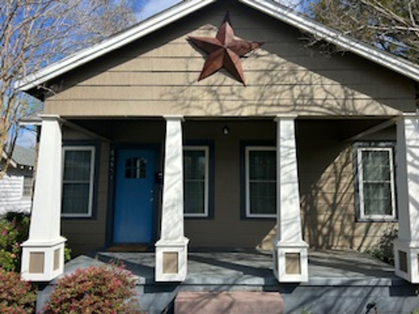 Tallahassee House: 648 East College Ave