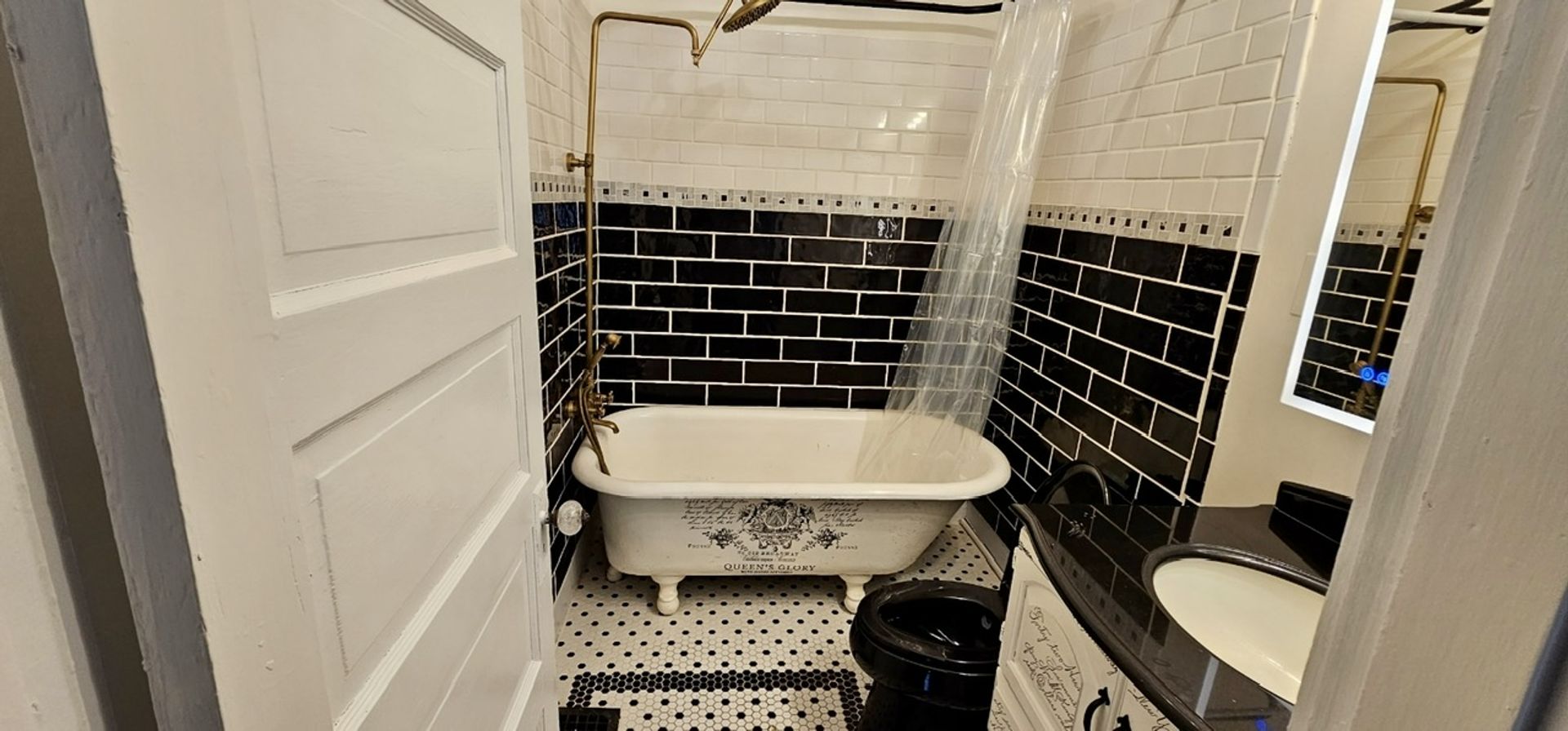 832 Hazel Street , Louisville, KY 40211