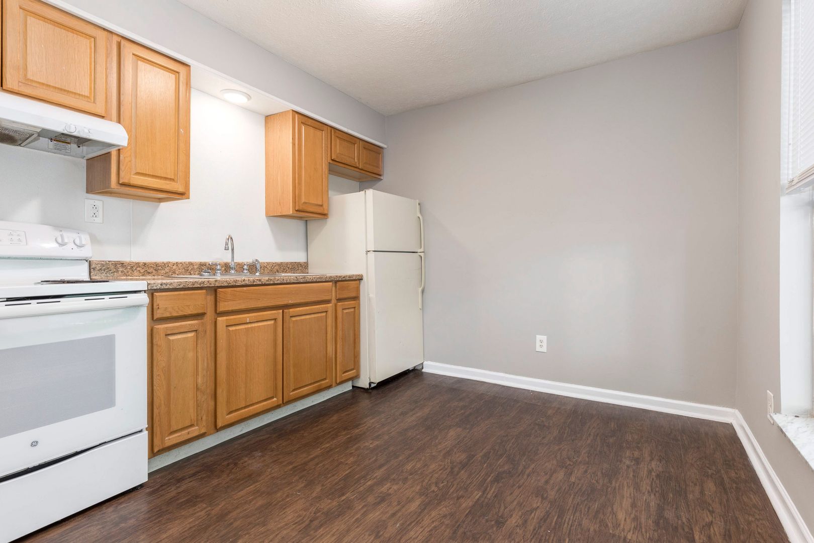 3822/24 Oboe Drive 3824 Oboe Drive 2 , Louisville, KY 40216