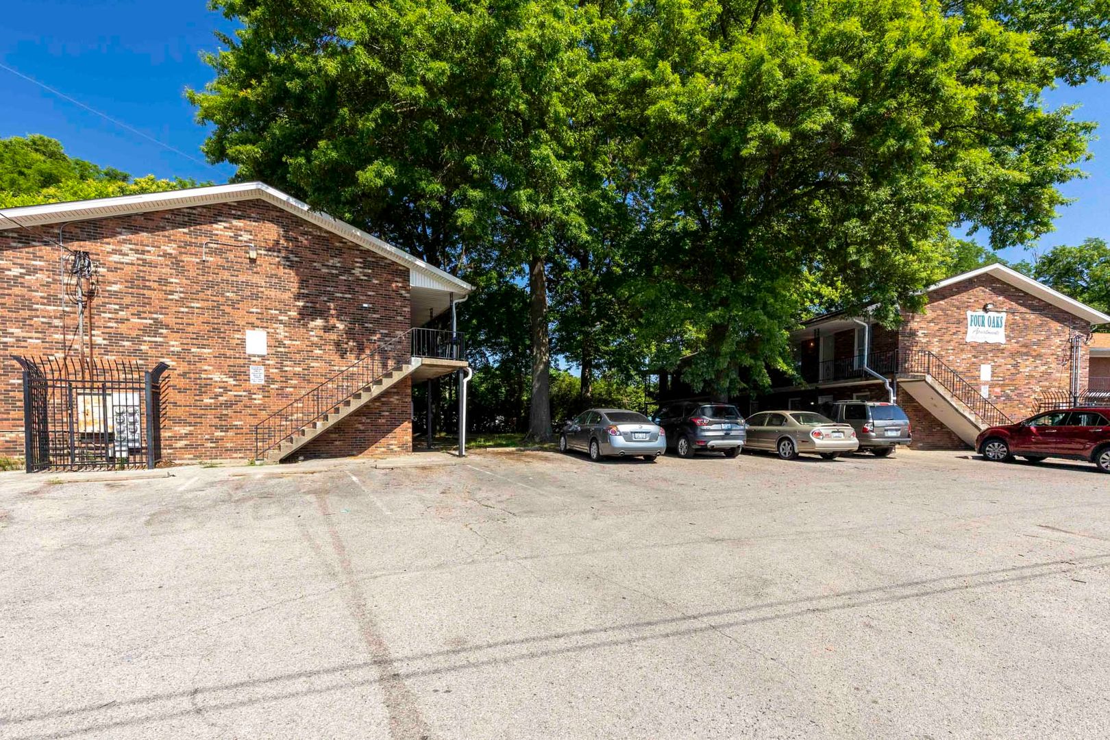 3822/24 Oboe Drive 3824 Oboe Drive 2 , Louisville, KY 40216