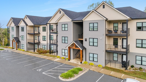 Winding Springs Apartments & Townhomes (Elizabethtown) – photo 1