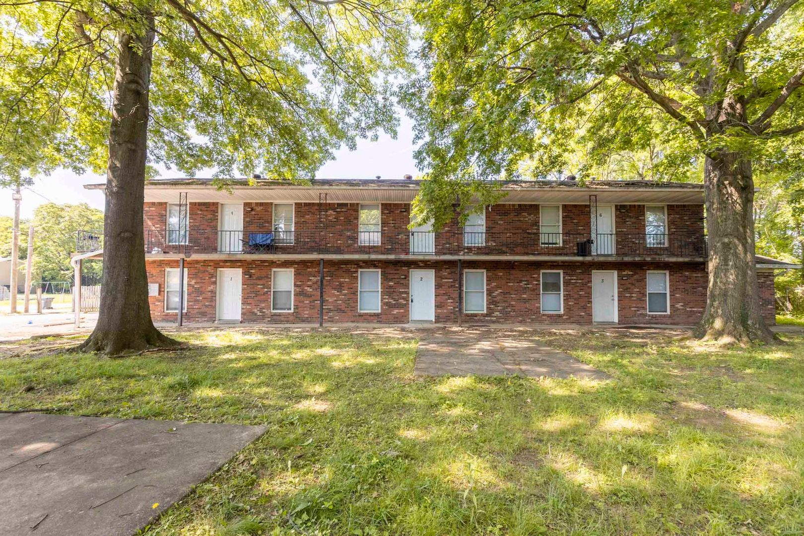 3822/24 Oboe Drive 3824 Oboe Drive 2 , Louisville, KY 40216