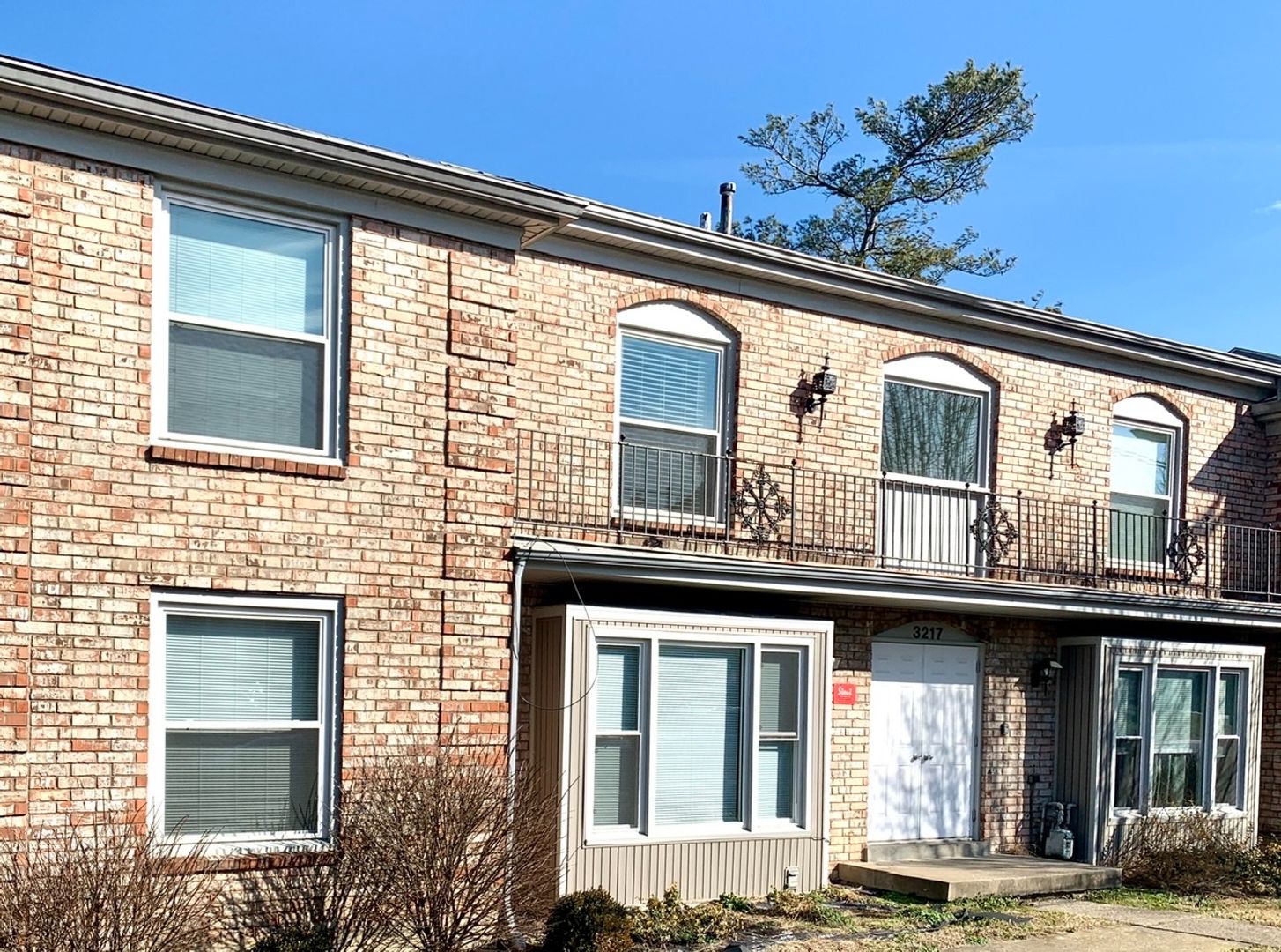 Louisville Apartment: 3217 Kemmons Drive