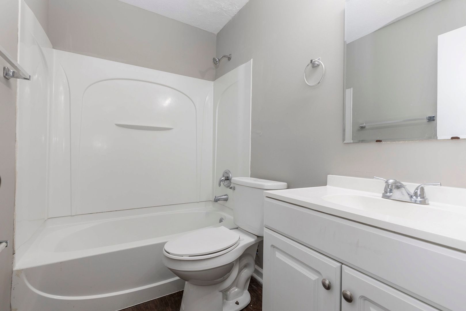 3822/24 Oboe Drive 3824 Oboe Drive 2 , Louisville, KY 40216