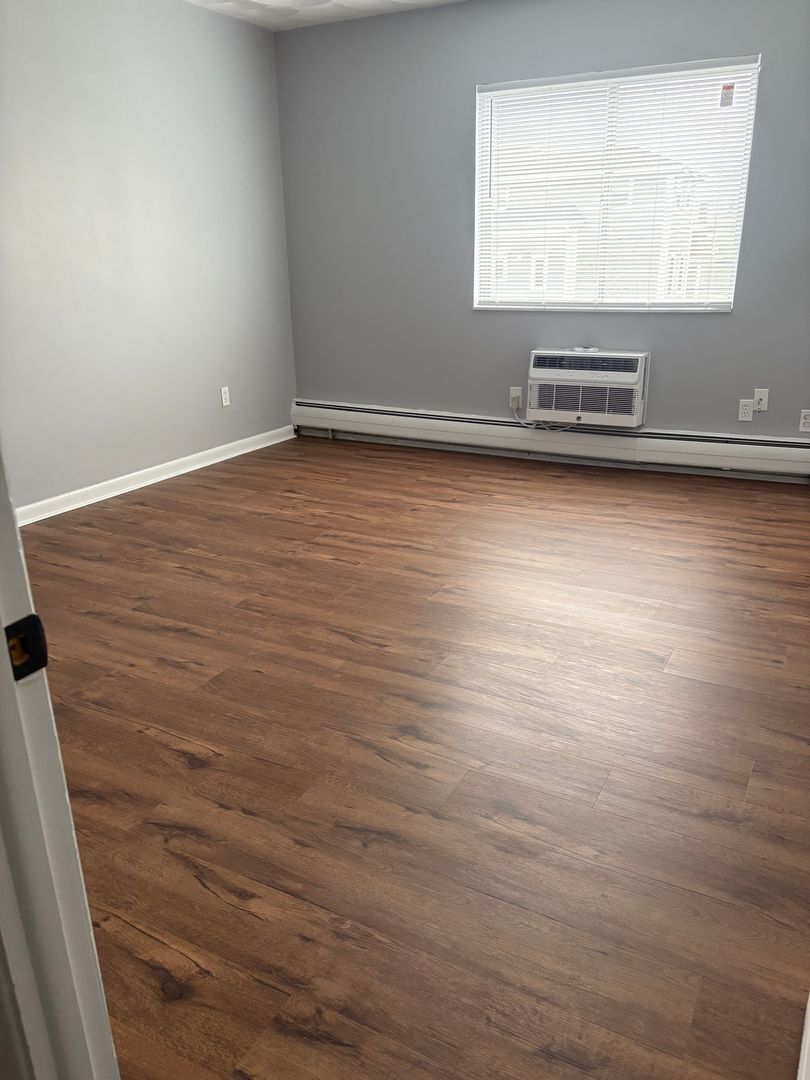 395 ANGELL ASSOCIATES (395)