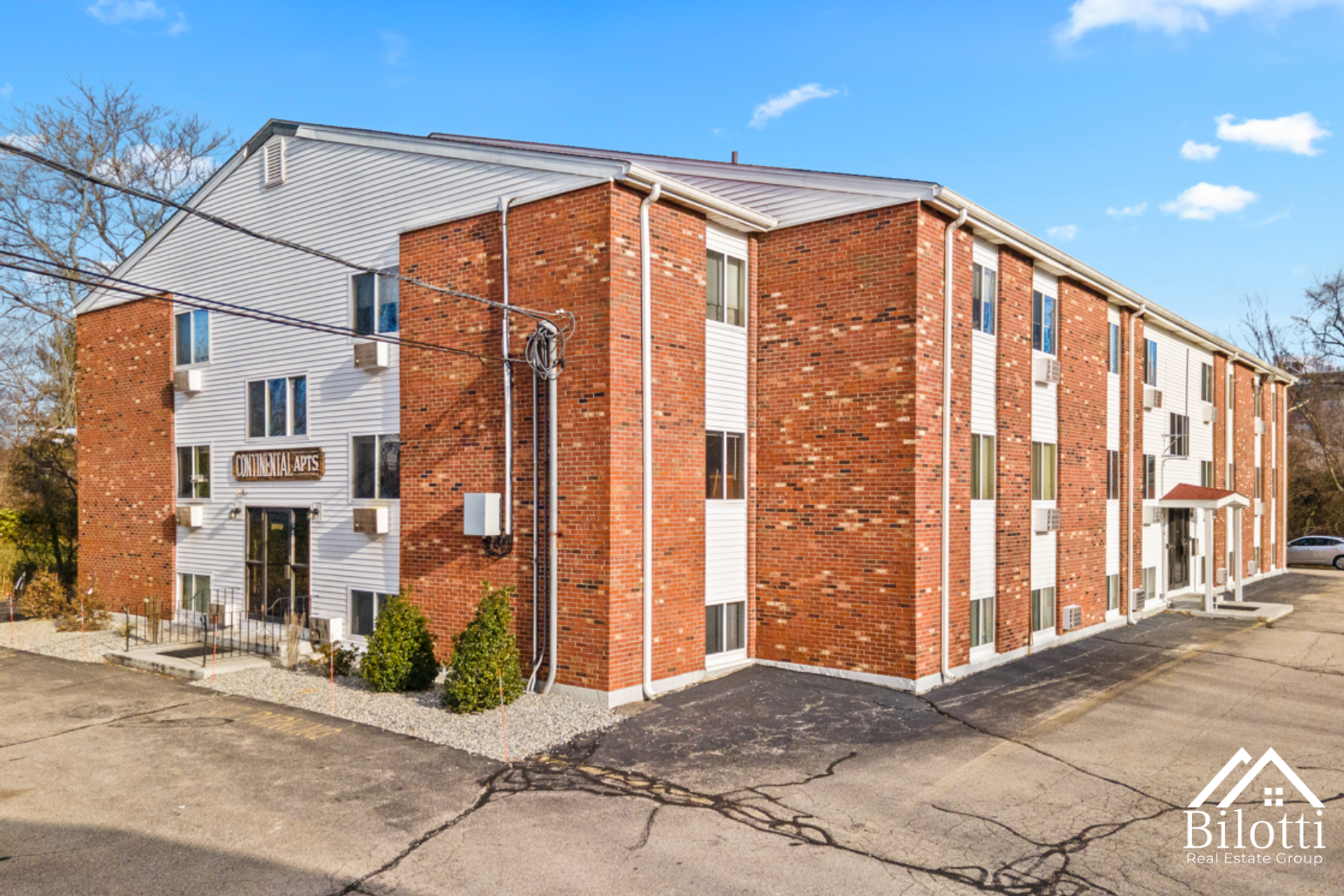 East Providence Apartment: 1250 South Broadway