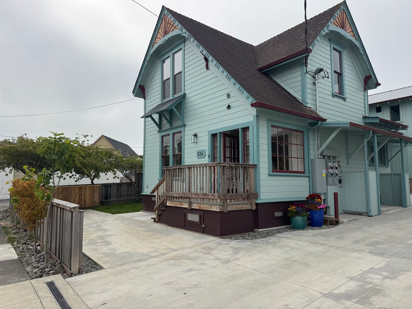 Ferndale Apartment: 514 Shaw Ave