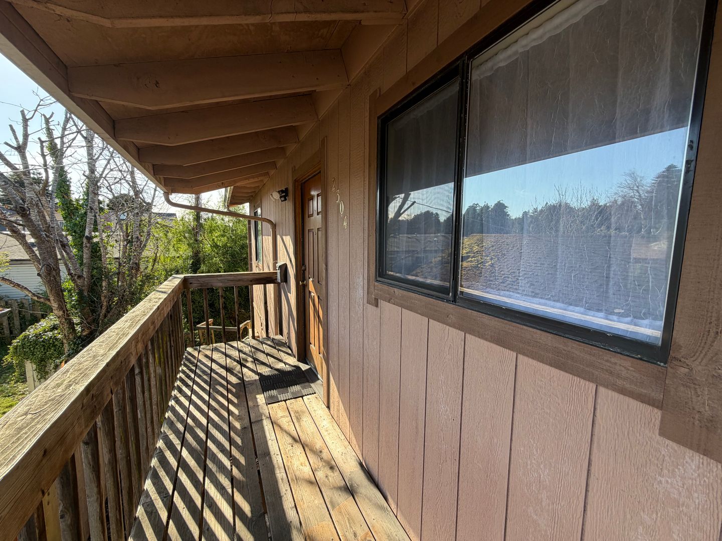 Eureka Apartment: 2304 Arbutus St