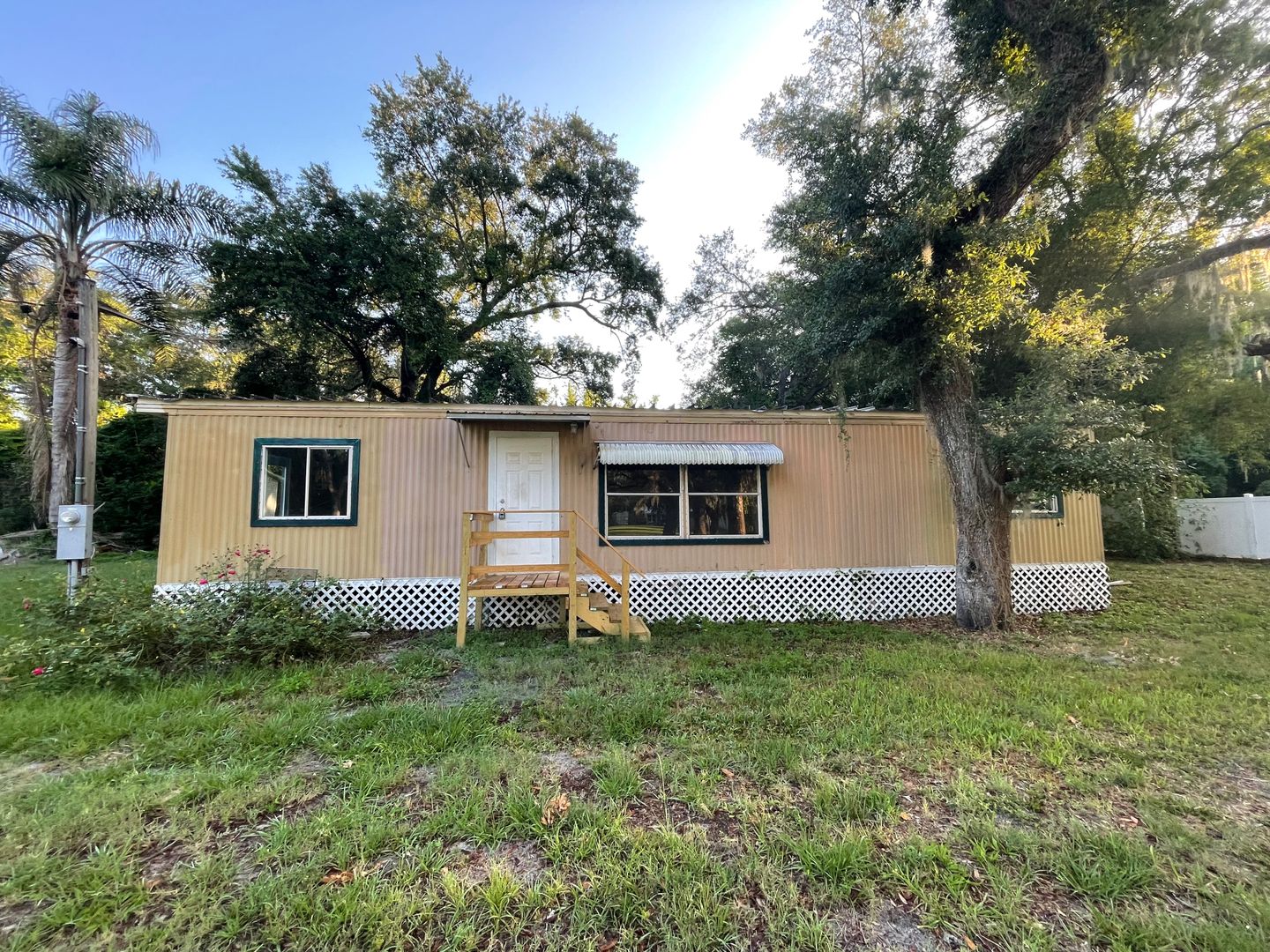 Zephyrhills House: 38031 Meyer Ave