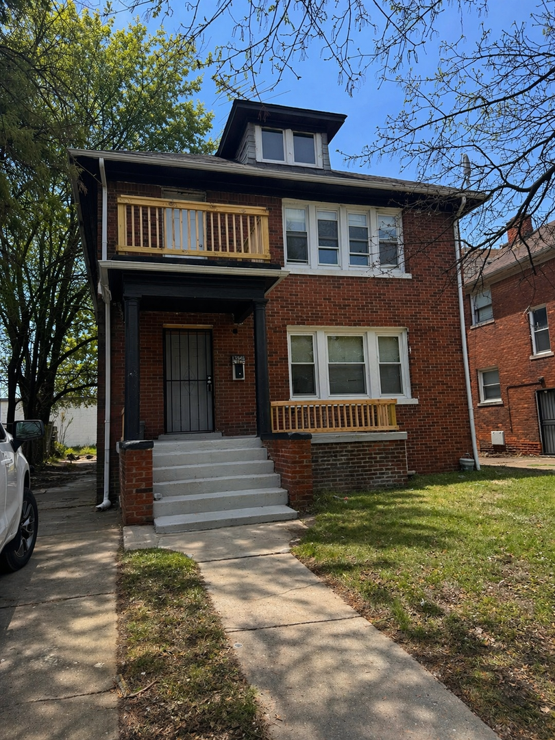 Detroit Apartment: 13944 Winthrop St.