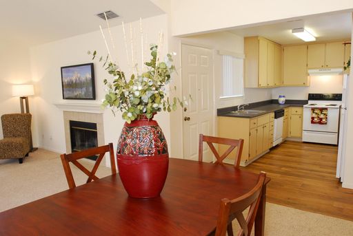 The Redwood One Bed Room