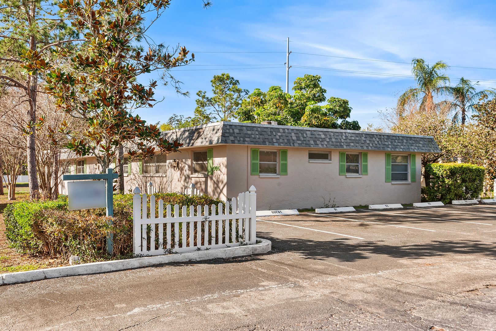 Saint Petersburg Apartment: 555 62nd St. S.