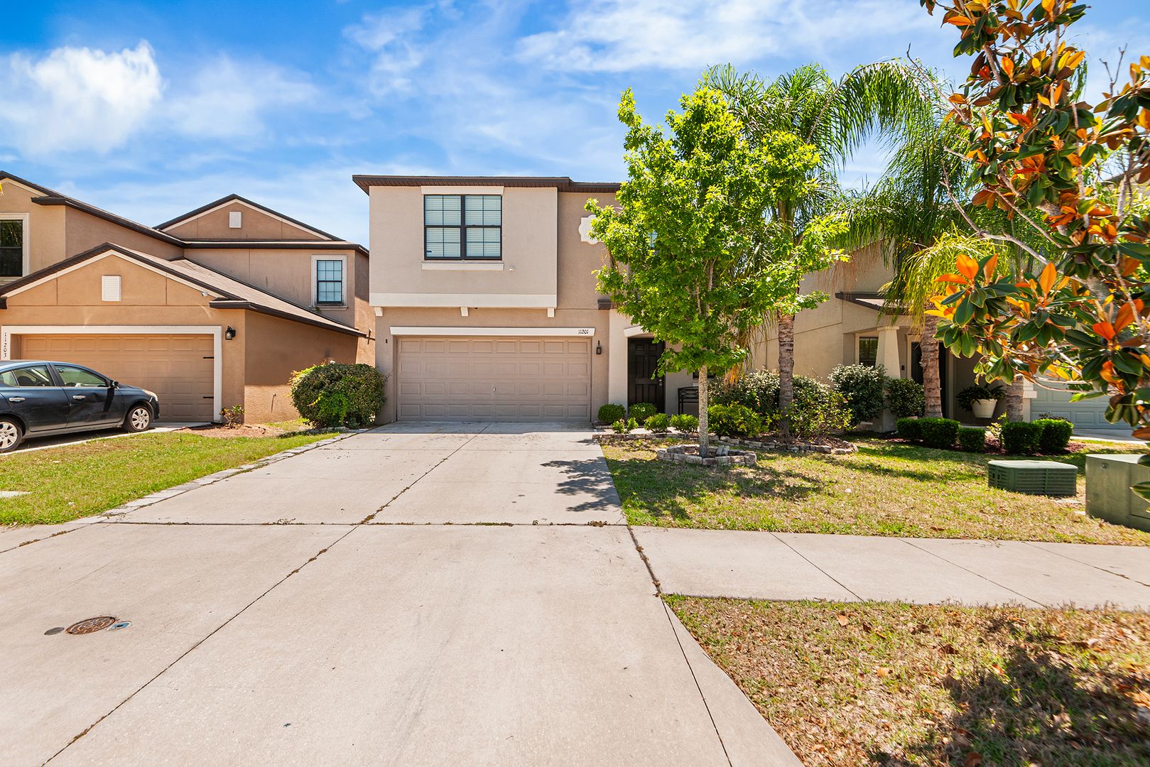 RIVERVIEW House: 11201 HUDSON HILLS LN