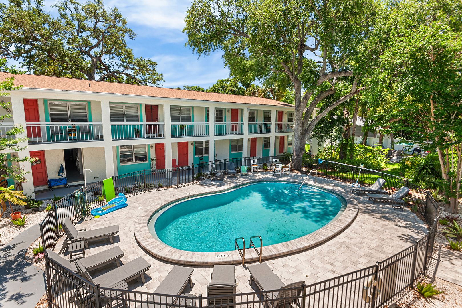 Gulfport Apartment: 2865 51st St S.