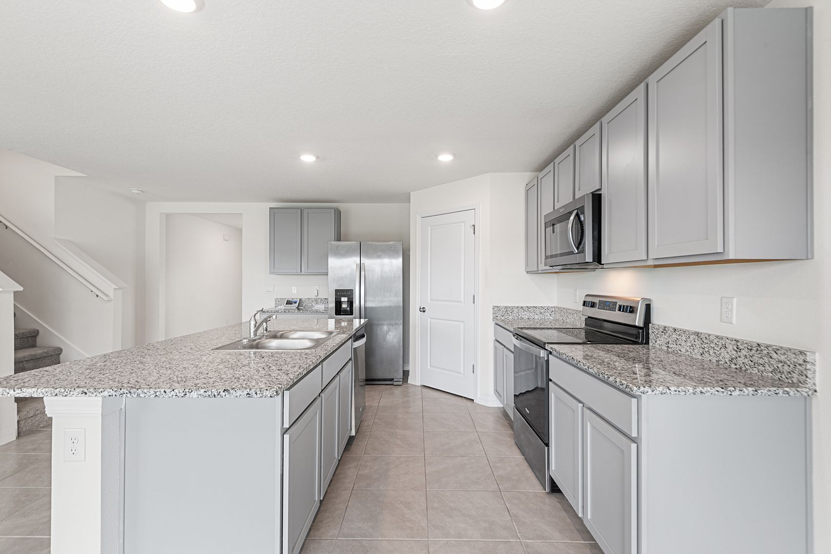 5106 PLUMERIA DR, WIMAUMA, FL 33598 5 of 12