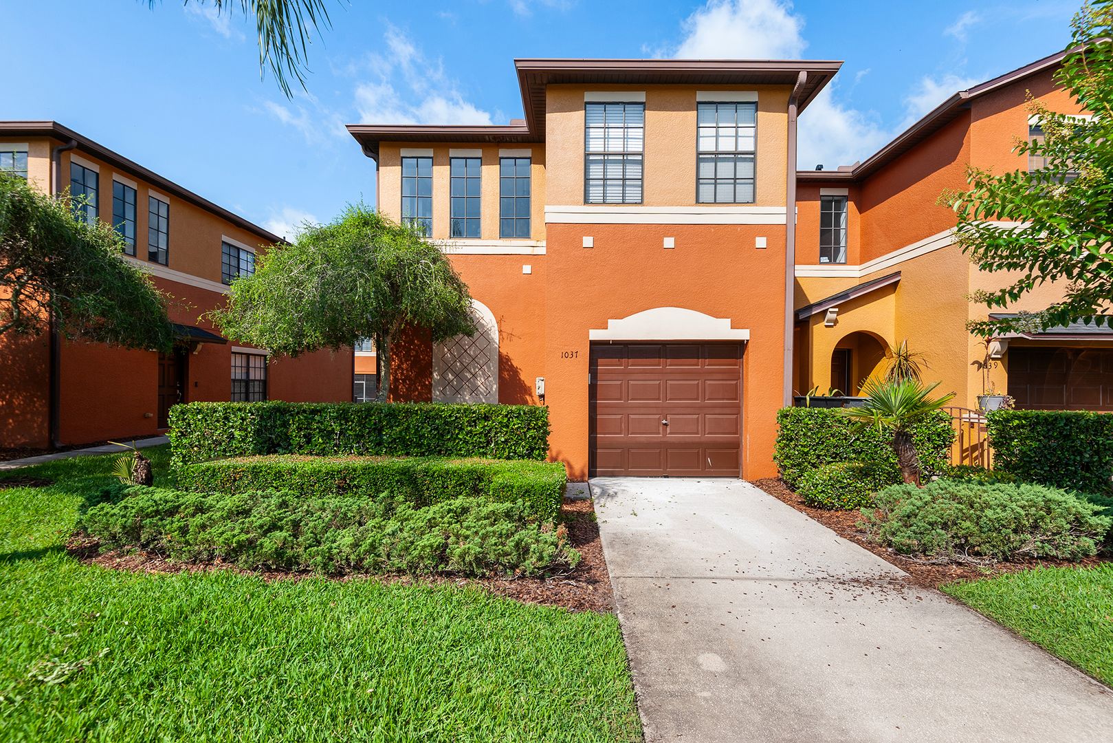WESLEY CHAPEL House: 1037 BLACKWATER DR