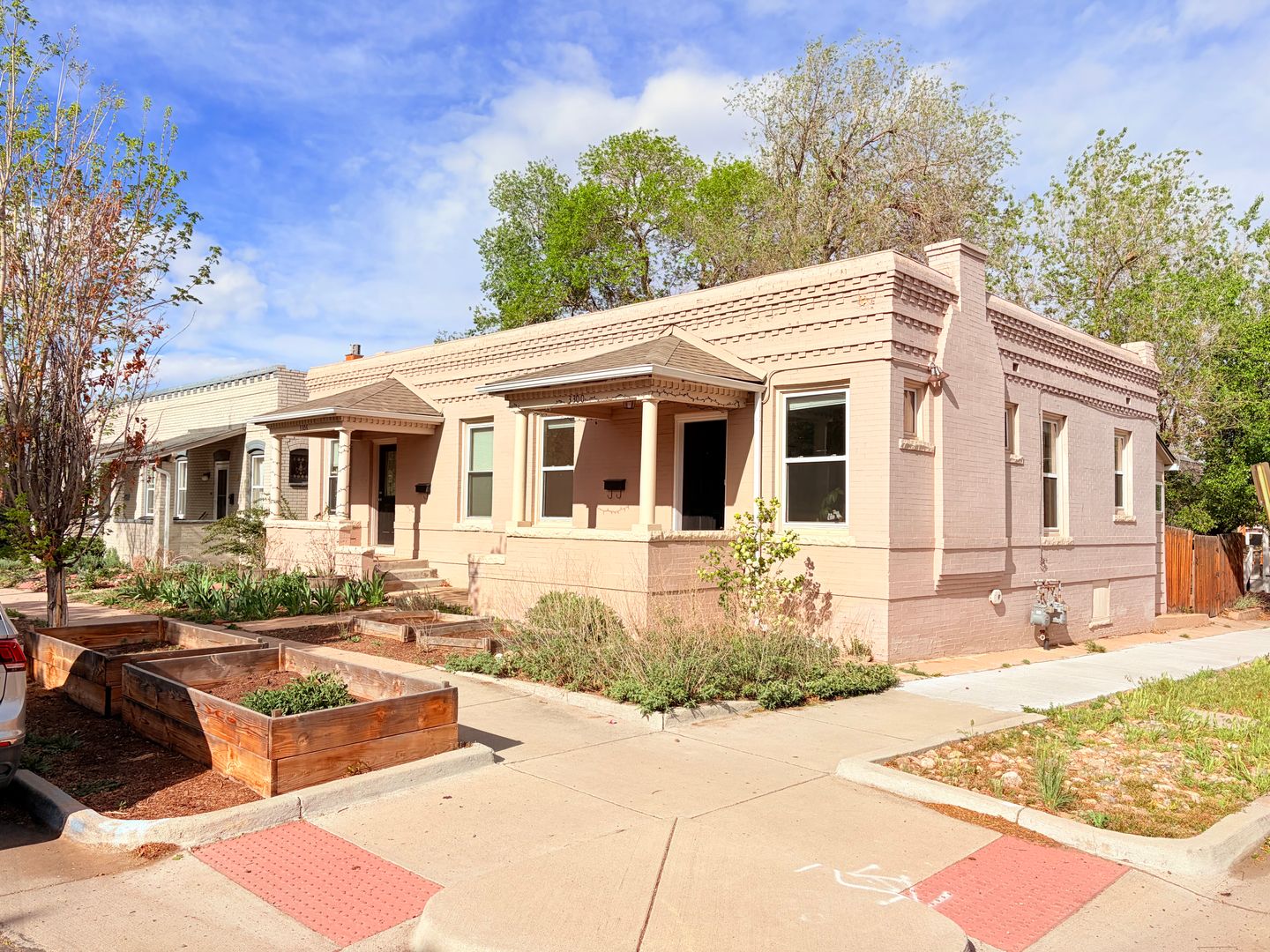 Denver House: 3300 Meade Street