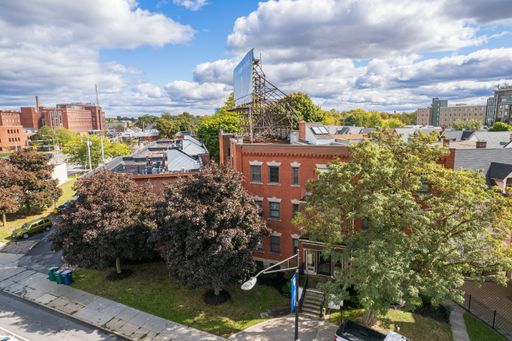 2075 Main Street, Unit 4, Buffalo, NY 14208