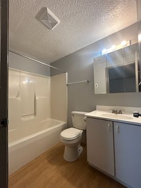 5724 Glendale , #04, Lockport, NY 14094