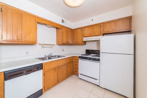 300 Craigdell Road - Unit 210, New Kensington, PA 15068