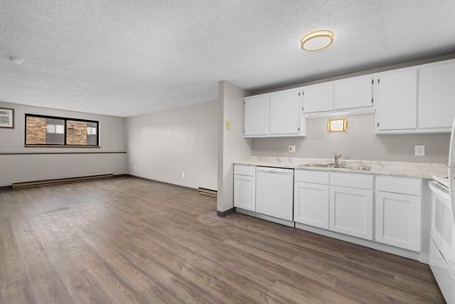 6367 Robinson Rd			, Lockport, NY 14094