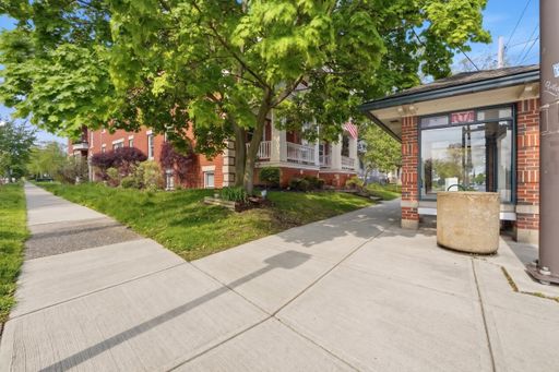 11003 Clifton Blvd, Cleveland, OH 44102