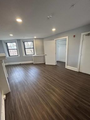 2075 Main Street, Unit 11, Buffalo, NY 14208