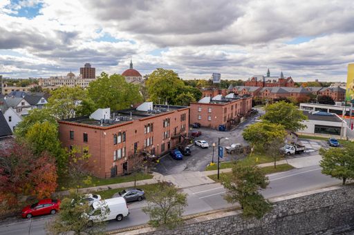 2075 Main Street, Unit 10, Buffalo, NY 14208